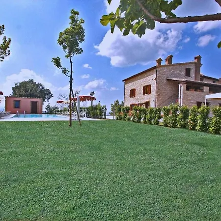 Acquamarina شقة *